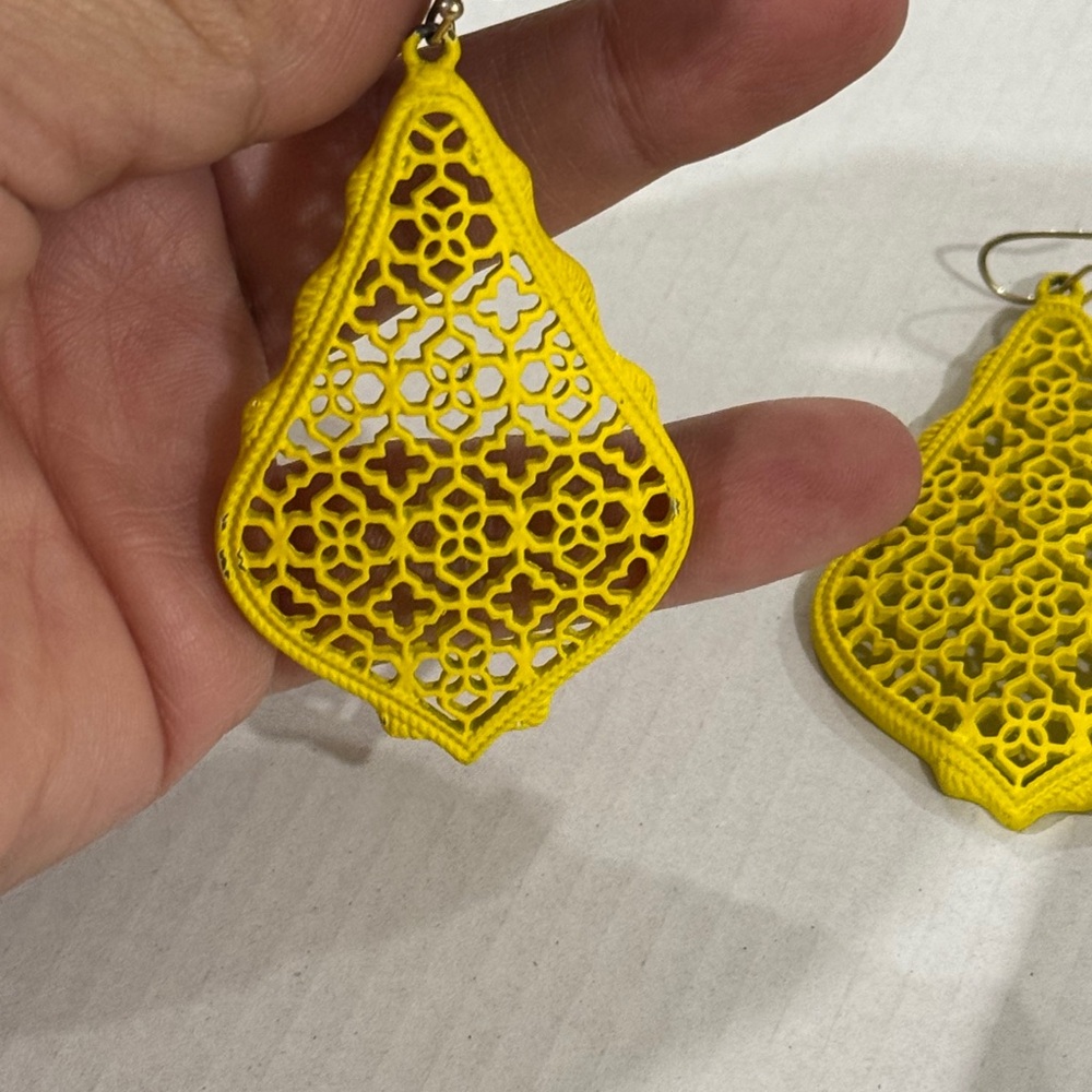 ✨ Yellow Filigree Statement Earrings ✨ - Picture 2 of 3